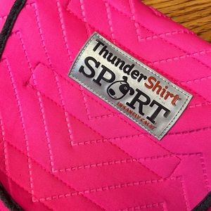 Thunder shirt sport hot pink!